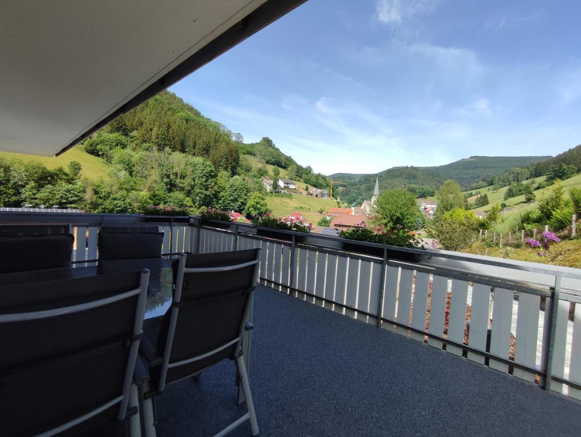 Steepleview House, Schwarzwaldblick - Spacious & Peaceful Apartment